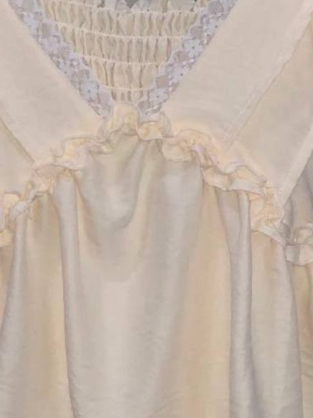 Cream Puff Sleeve Dress - Picture 2 of 3